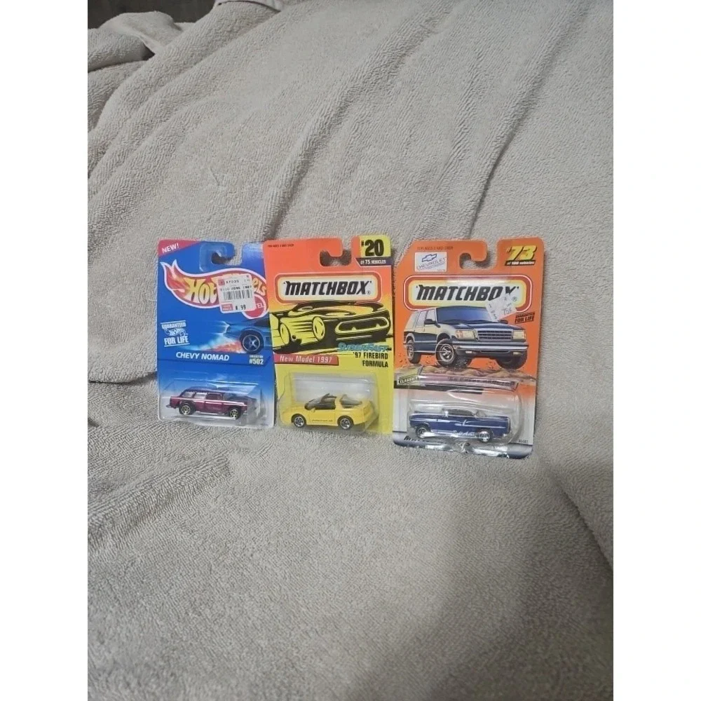 Vintage Die-Cast Bundle: Hot Wheels Chevy Nomad & Matchbox Firebird / Bel Air...